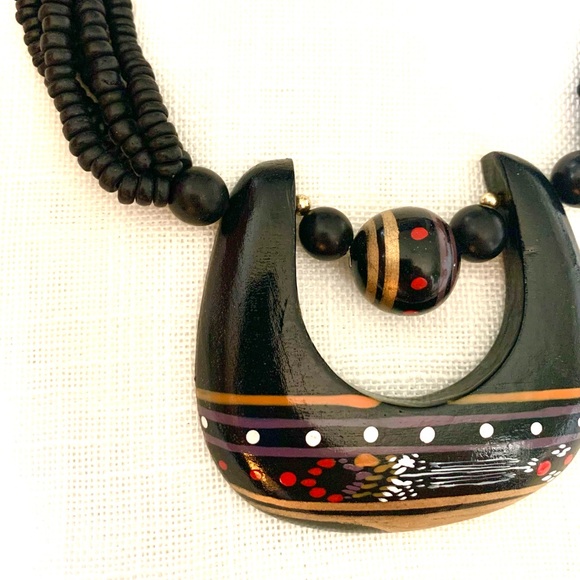 Vintage Art Necklace Multi Strand Beaded Large painted pendant Black Red Gold - Picture 9 of 12